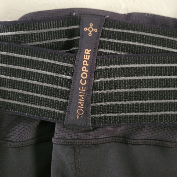 Tommie Copper Pro-Grade Lower Back Support Leggings Size Medium - Picture 3 of 5